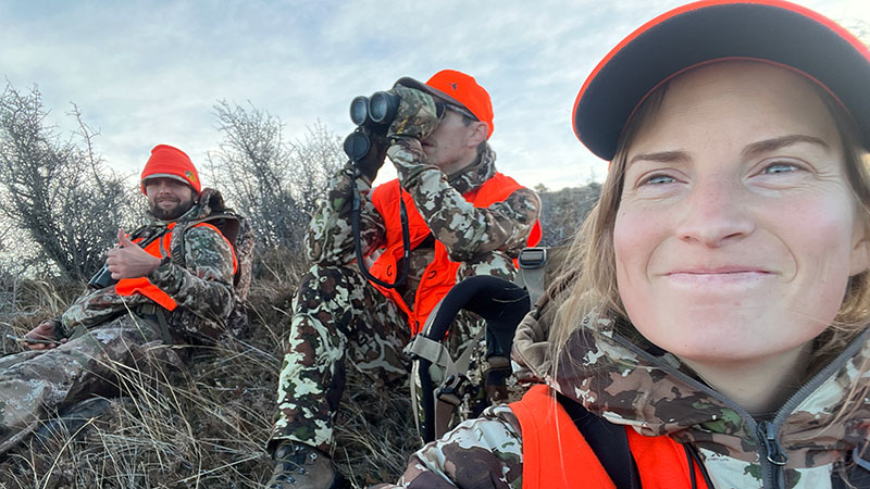 Jason (left), Scott and Cayla glassing